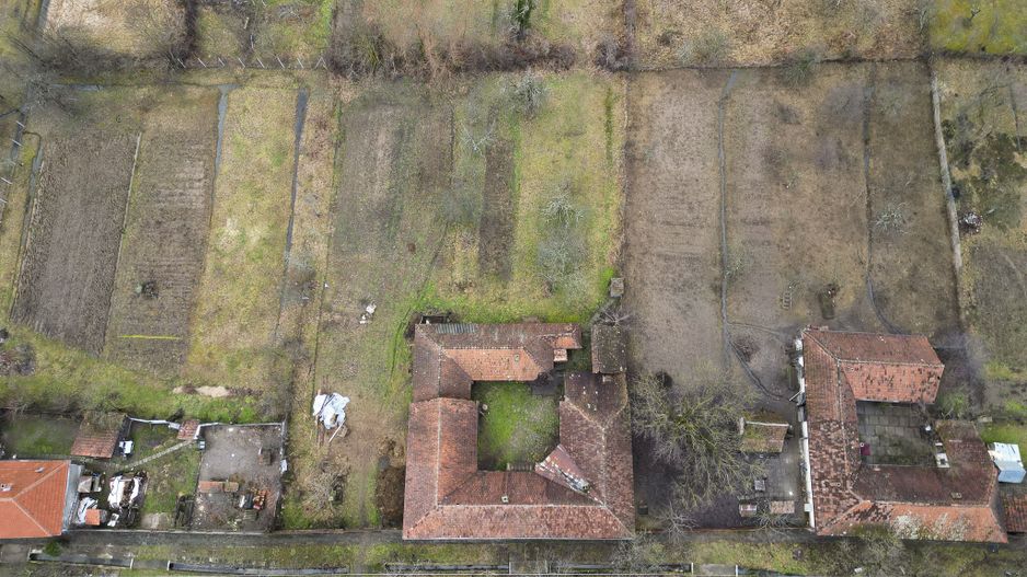 Casă impresionantă, cu anexe în Dezna-Moneasa! - Poză 36