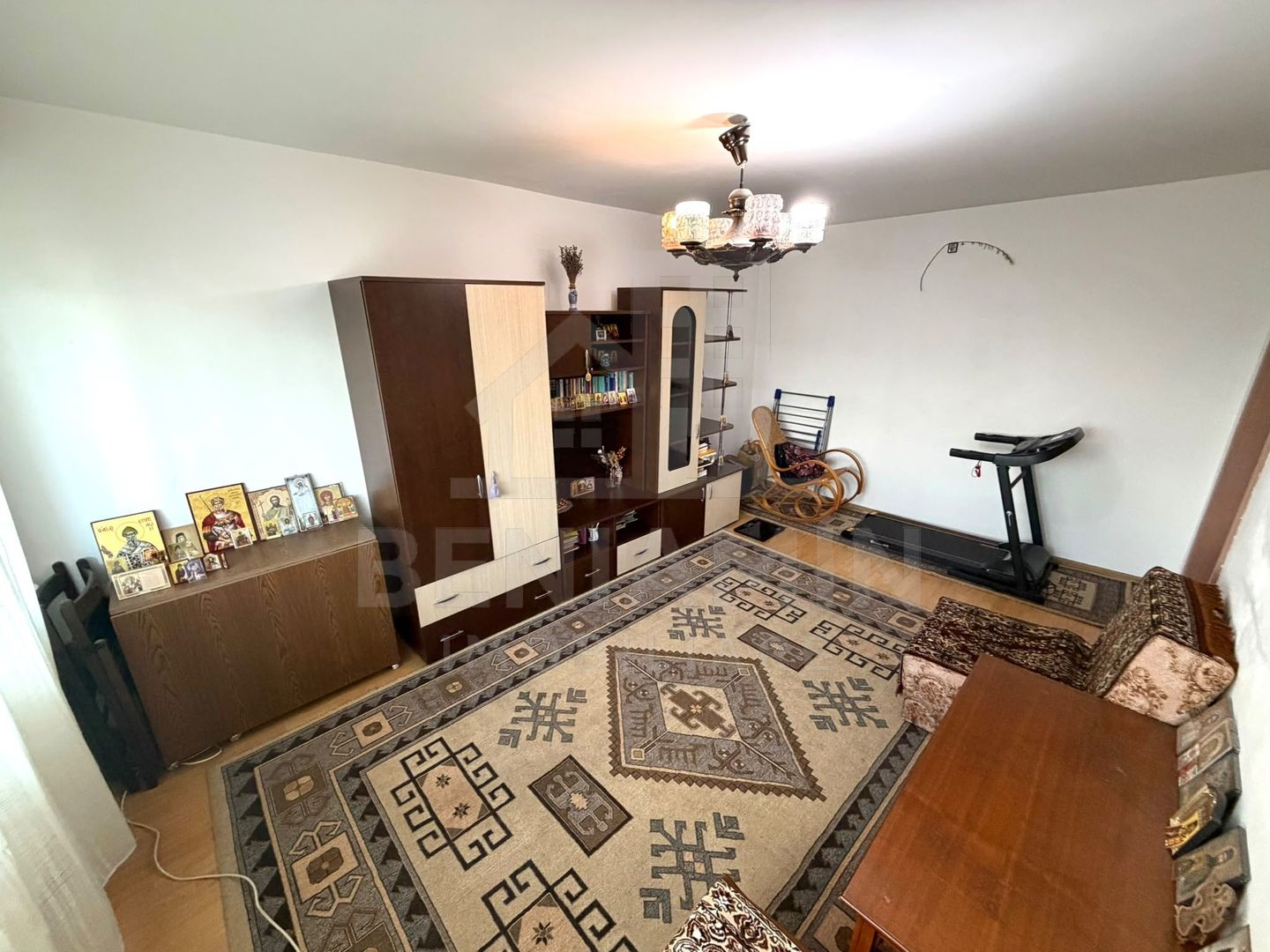 3 camere decomandat etaj 2 - Ciuperca - 74mp - centrala termica - Poză 2