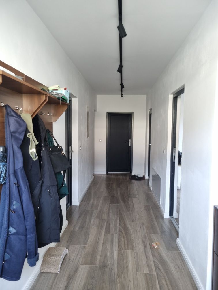 Casă +axexa+teren generos, zona 14 Mai - Poză 6