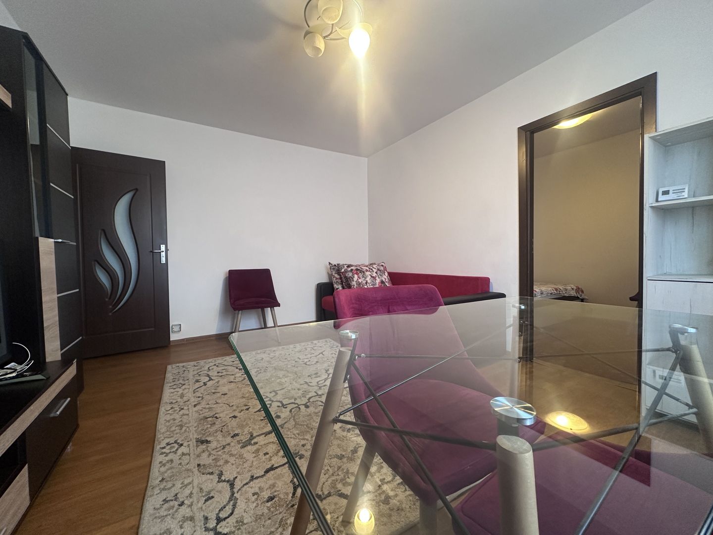 Curat si luminos! Se inchiriaza apartament cu 2 camere -Targoviste-M11 - Poză 3