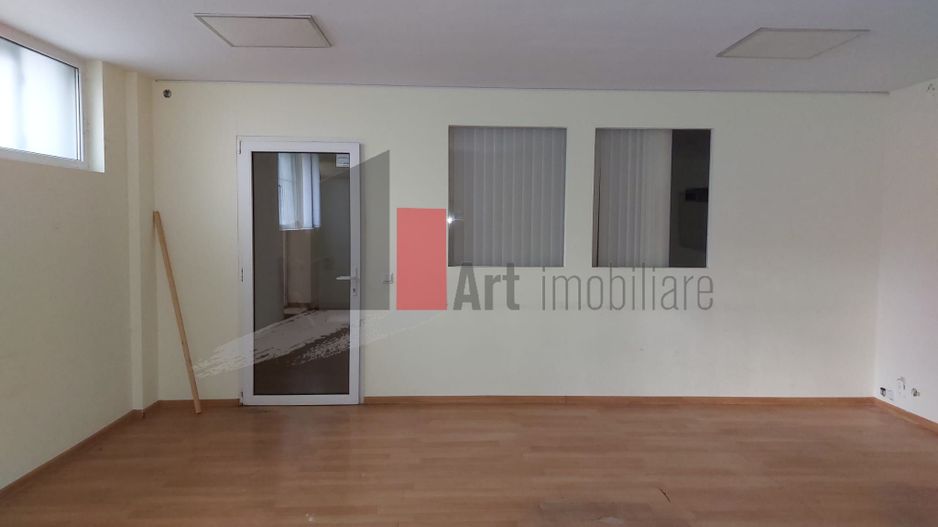 Spatiul industrial "LOKAL" pentru depozitare/productie, in incinta APACA - Poză 3