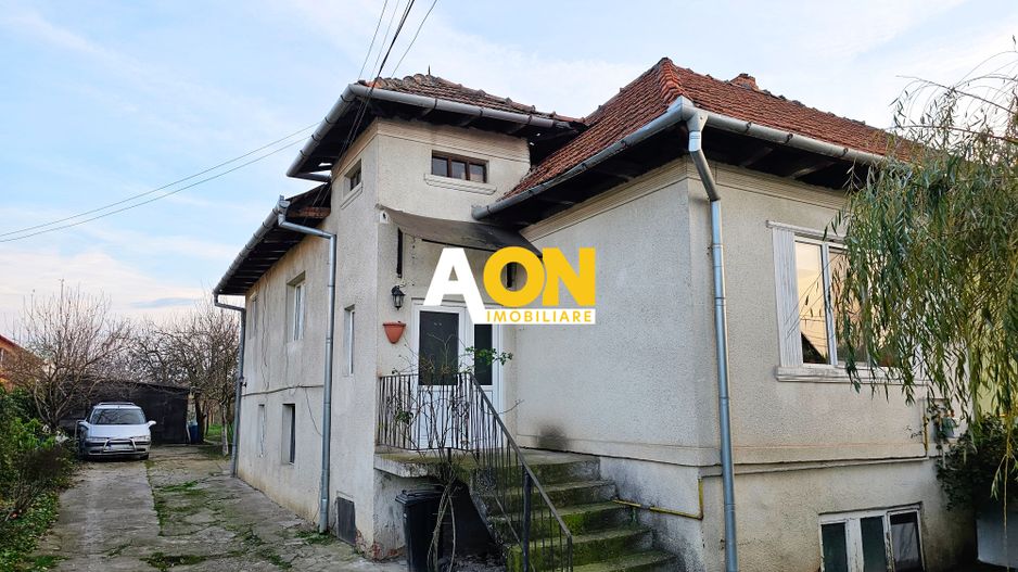 1/2 Duplex, 4 camere, 720 mp teren, zona Cetatea Alba-Carolina - Poză 1