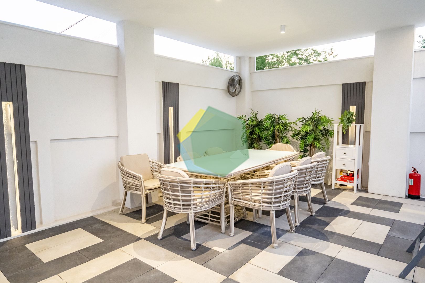 VILA ULTRA-LUX/ OTOPENI CENTRAL/SMART HOME/PISCINA - Poză 6