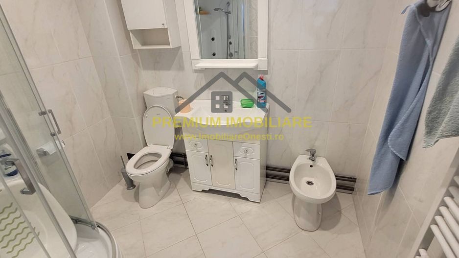 Casă P+M de vânzare la 11 km de Onesti spre Bacau - Poză 7