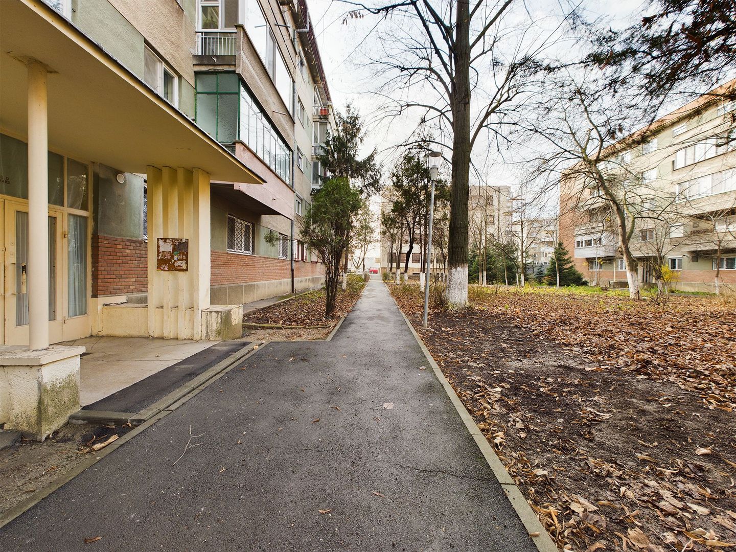 Apartament central cu 3 camere - Poză 7