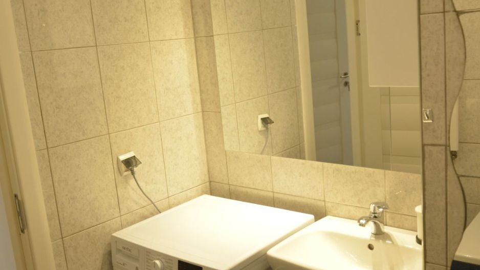 🏡 Vanzare 3 Camere Decomandat | 2 Băi | Parcare | Bloc Nou | 13 Septembrie - Poză 15