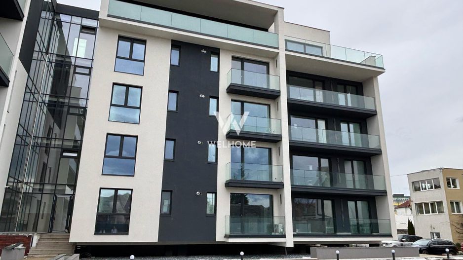 Apartament PREMIUM 3 camere cu GARAJ - zona Centrala - Poză 2