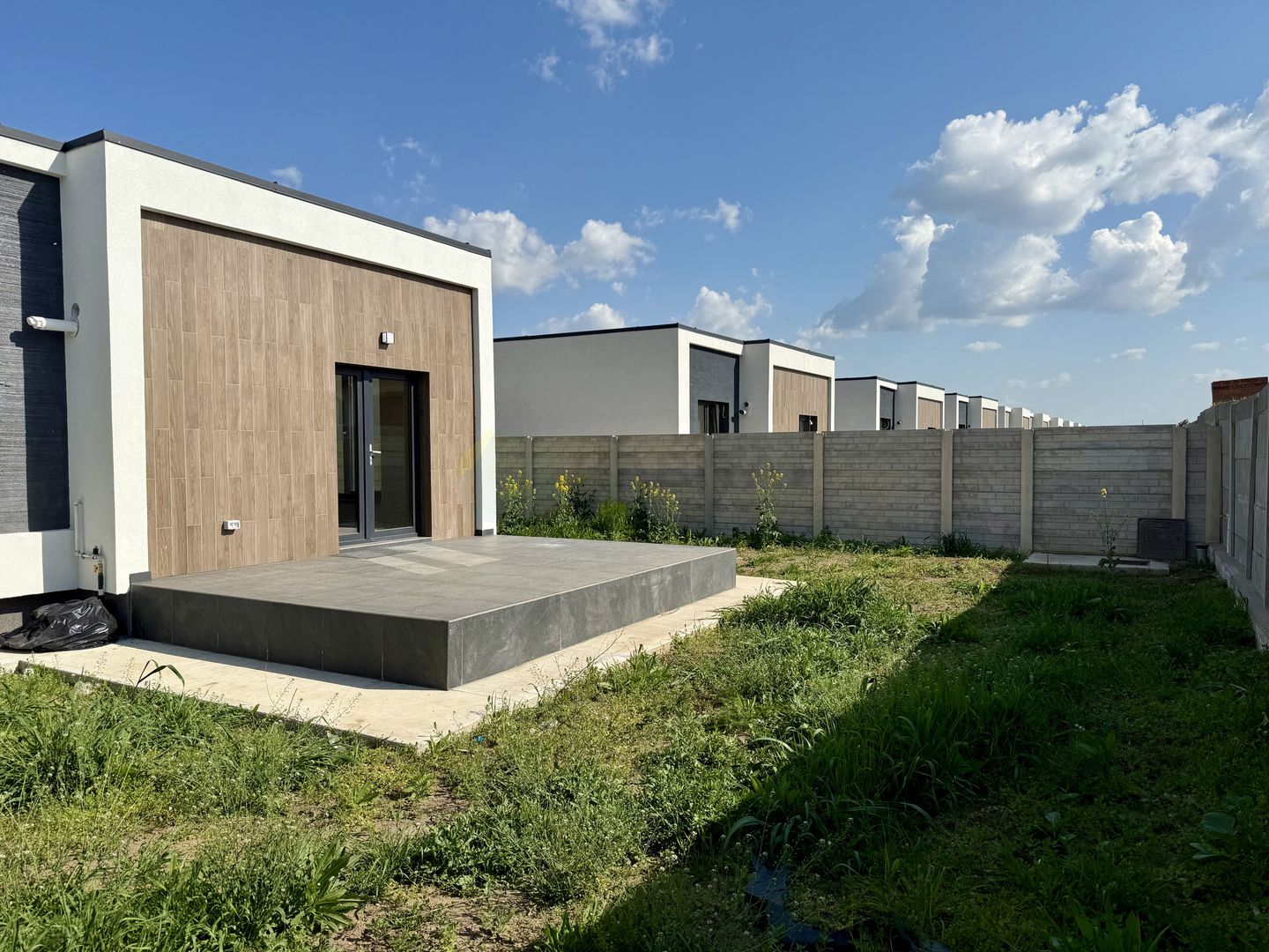 Casa individuala 4 camere Tunari-Lacul Pasarea - Poză 19