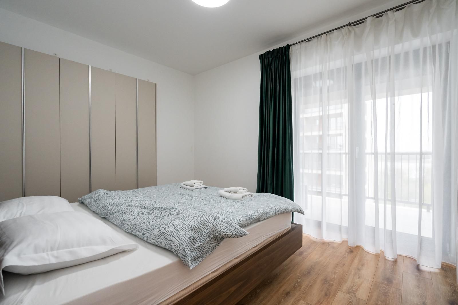 Short-term rent: 3 rooms apartment | Northside Park | Sector 1 - Poză 53