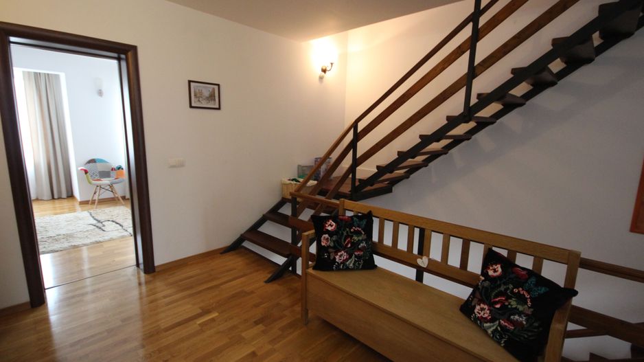 Duplex Spatios si cochet - Poză 18