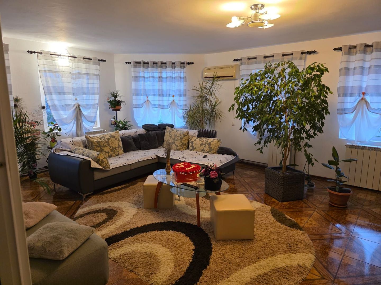 COMISION 0% | Casa Individuala | Remetea Mare| Mobilat | 6 dormitoare - Poză 1