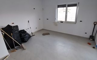 Locuinta individuala cu garaj- in stil mediteranean - Poză 7