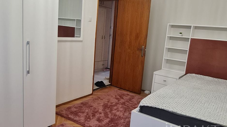 Apartament 3 camere, 80 m2, Andrei Muresanu - Poză 3