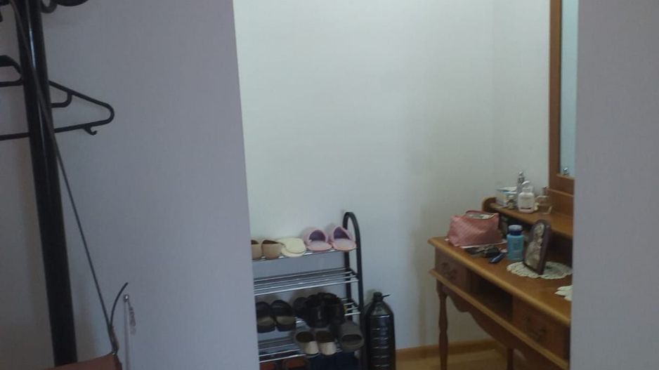 Vănd apartament, complet mobilat in Calafat - Poză 5