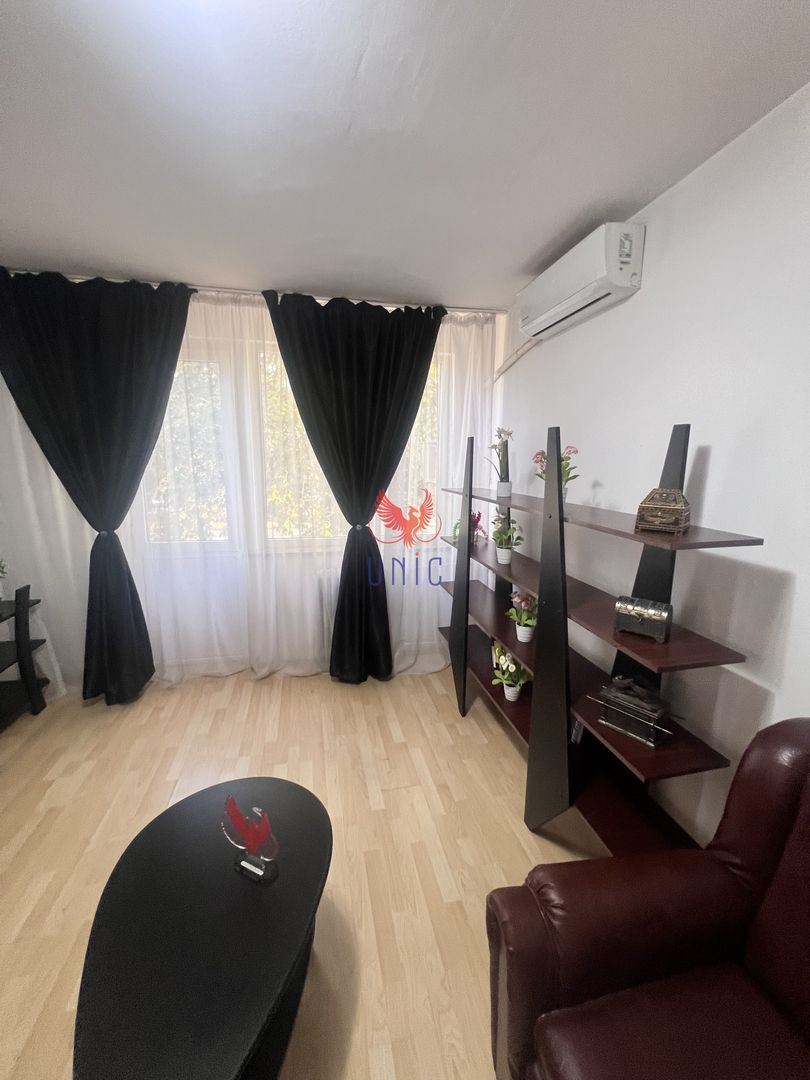 Decomandat, stradal, Calea Bucuresti etaj 1 - Poză 23