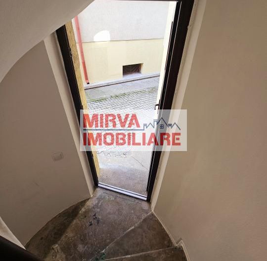 🏢 Spațiu de birouri – 5 camere, 2 băi – Central, Ploiești - Poză 22