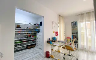 Casă single modern amenajata- panouri fotovoltaice –Cartierul Primaverii Sibiu - Poză 17