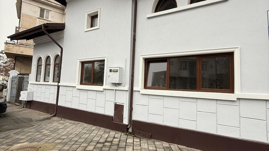 Vila individuala Icoanei Dacia - Poză 1