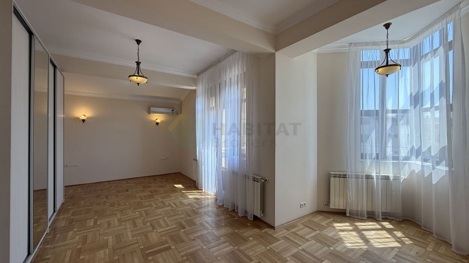 Vila 9 camere cu piscina si teren de 1.000 mp - Poză 22
