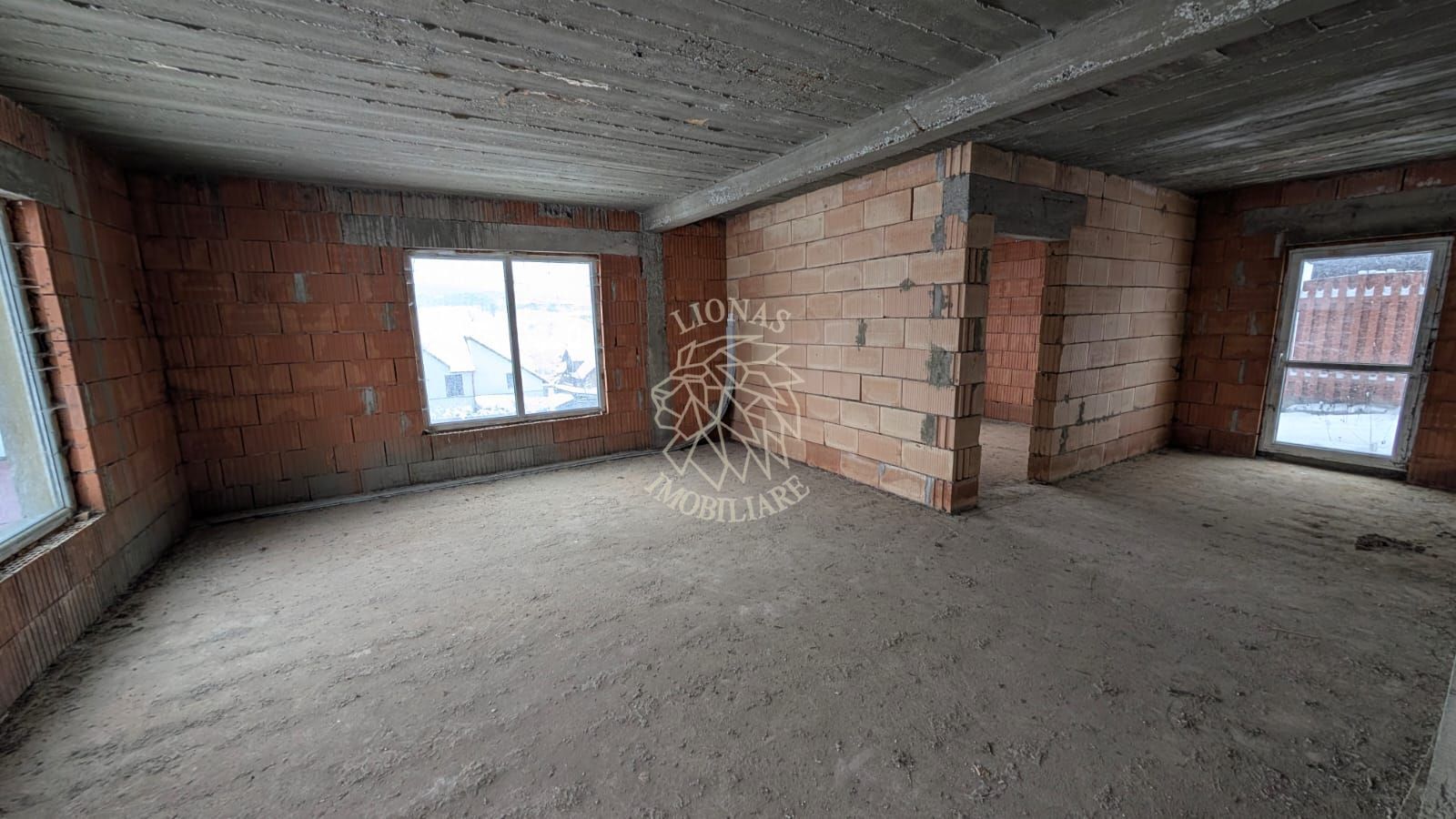 Casa 4 camere 159 mp-teren 500 mp-balcoane+terasa-garaj-Sigmir - Poză 2