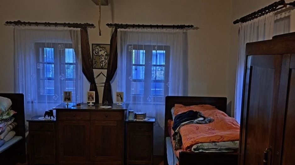 Casa in sat Ghirisa - Poză 4