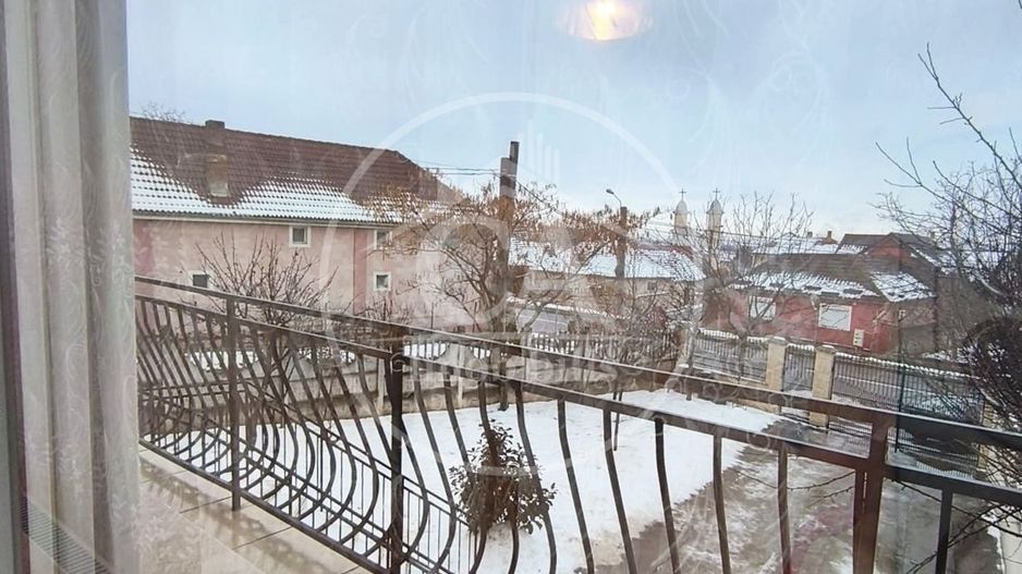 Casa de închiriat cu 6 camere în Cartierul Oncea, Oradea - Poză 19