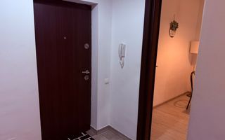 Apartament cu 2 camere, decomandat, mobilat si utilat, gata de mutare - Poză 3