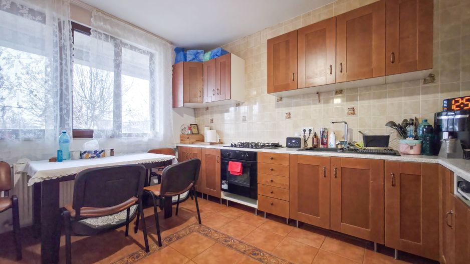 Casă 11 camere cu livadă pe Strada Republicii, Dragomirești-Deal - Poză 16