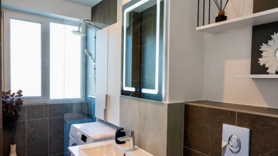 Apartament 2 Camere Decomandat - Renovat,Mobiliat-Utilat ,zona Unirii - Poză 16