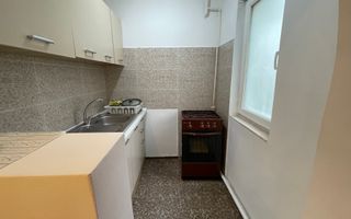 Apartament cu doua camere in zona Gh.Lazar - Poză 14