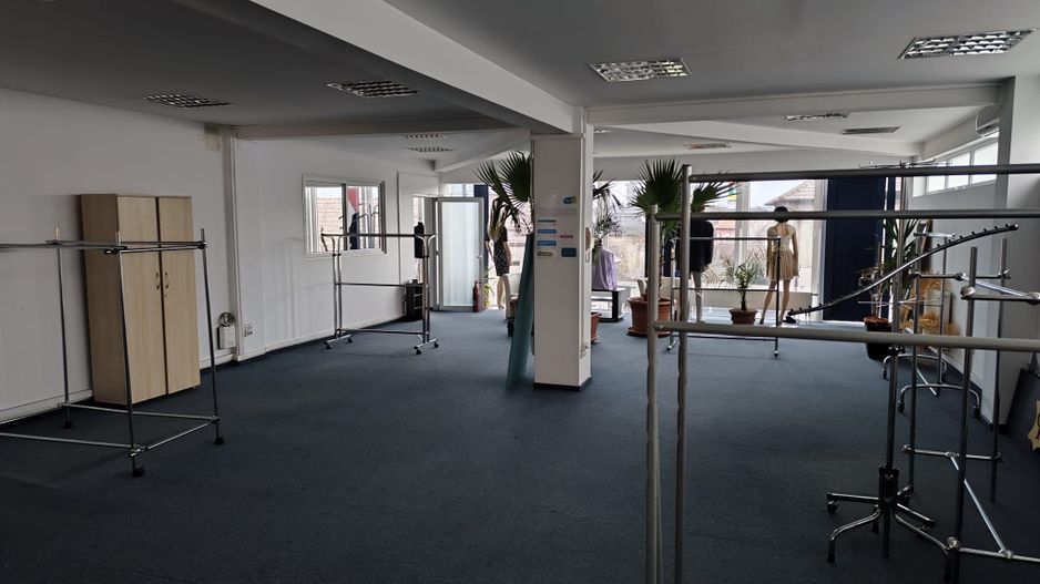 Clădire Multifuncțională de Vânzare în Târgu Mureș, Zona GHEORGHE DOJA - Poză 6