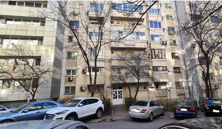 Apartament 3 camere Timpuri Noi - Poză 1