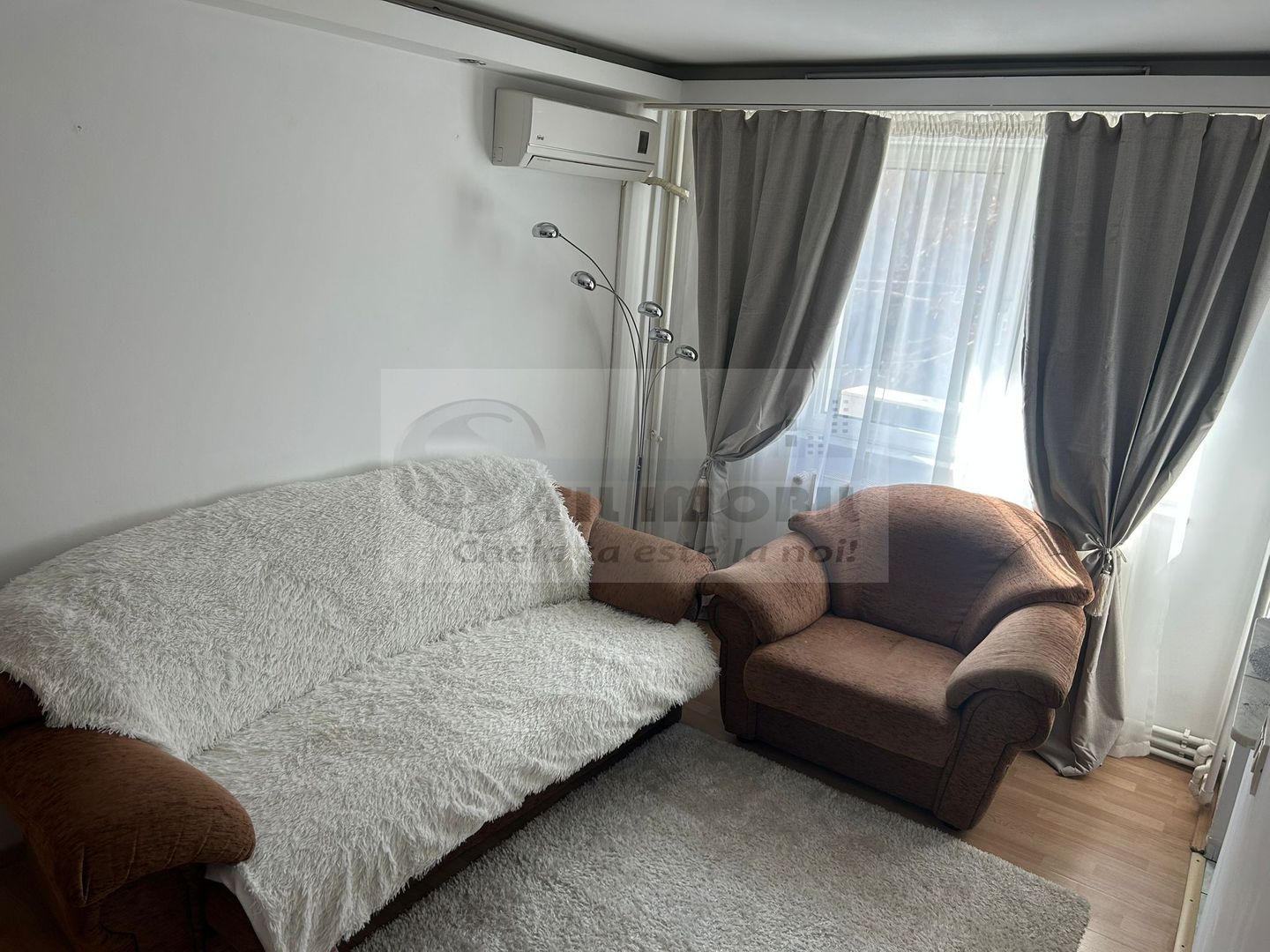 Apartament 3 camere Podu Roș – Fără risc seismic, ideal investiție - Poză 2