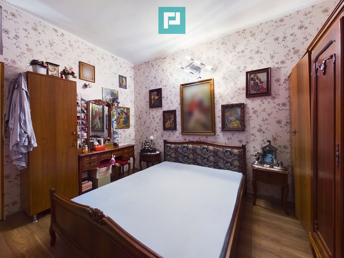 Casă cu teren de 1246 mp în Pârneava - Poză 10