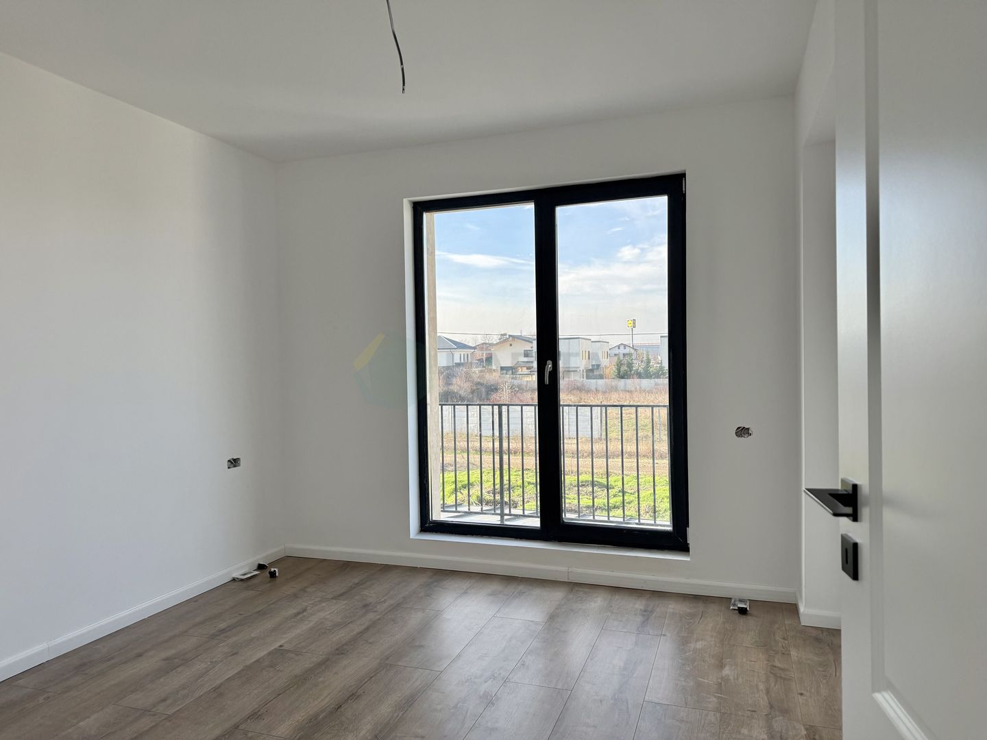 Vila individuala 5 camere Tunari - Poză 17