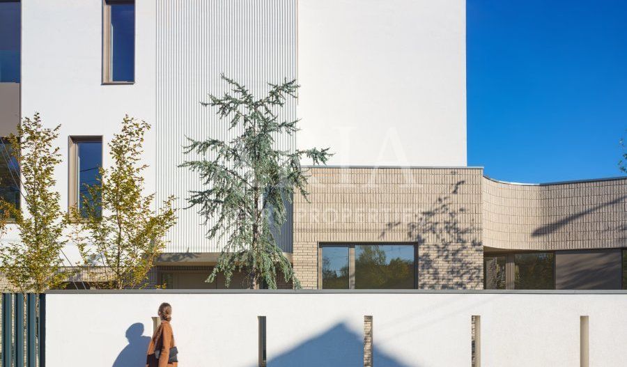 MODERN VILLA - LUXURY GATED COMMUNITY - Poză 3