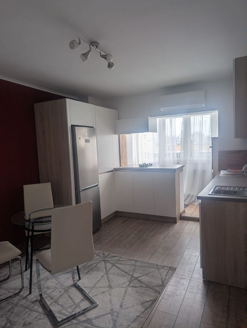 Închiriere 3 Camere, 90mp, Rahova - Sebastian, Centrală Proprie - Poză 11