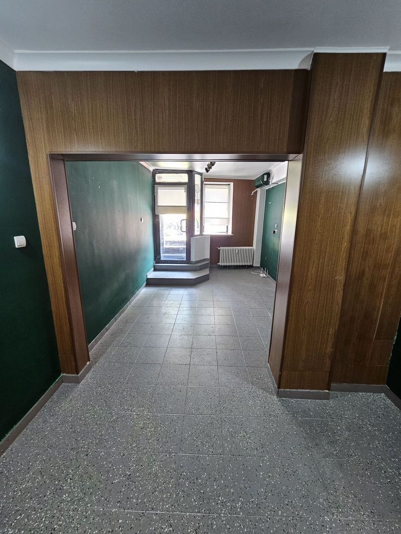 Spatiu Ultracentral Piata Calea Victoriei Moxa Romana - Poză 1