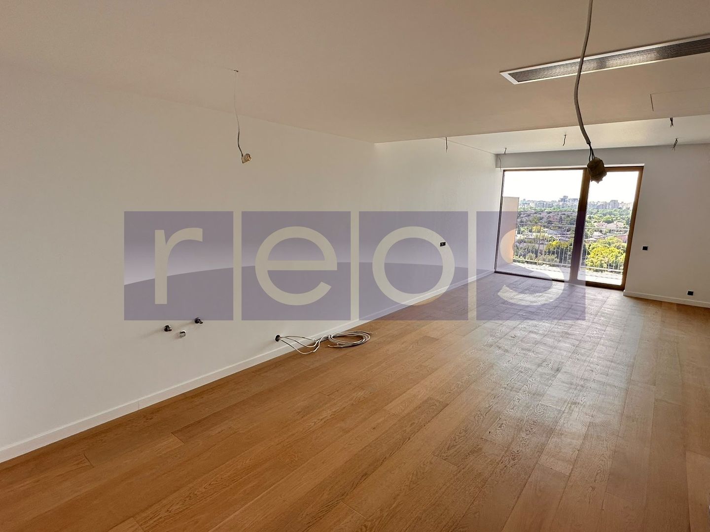 APARTAMENT DEOSEBIT 2 CAMERE | ONE HIGH DISTRICT | 57MP | TERASA 15MP - Poză 2