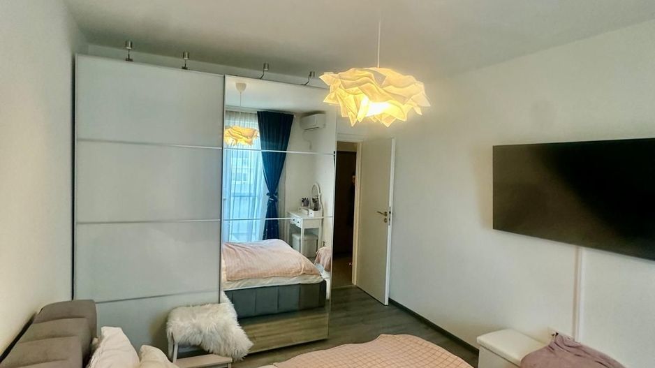 Apartament 2 camere,suprafata generoasa,mobilat si utilat,loc parcare subteran - Poză 2