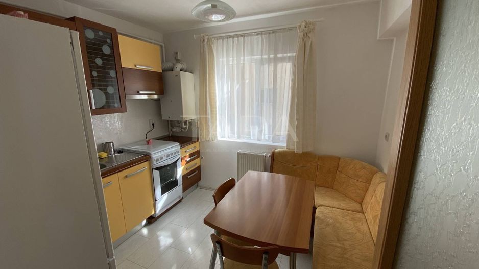 Apartament cu 2 camere, balcon generos,  Baciu, zona Primariei - Poză 4