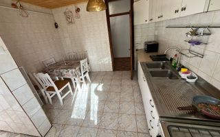 De vanzare apartament 3 camere Bd Dacia decomandat 2 bai 79 mp utili - Poză 11