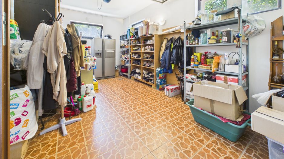 Vilă 10 camere + spațiu comercial | teren 1.300 mp | Otopeni 23 August - Poză 32