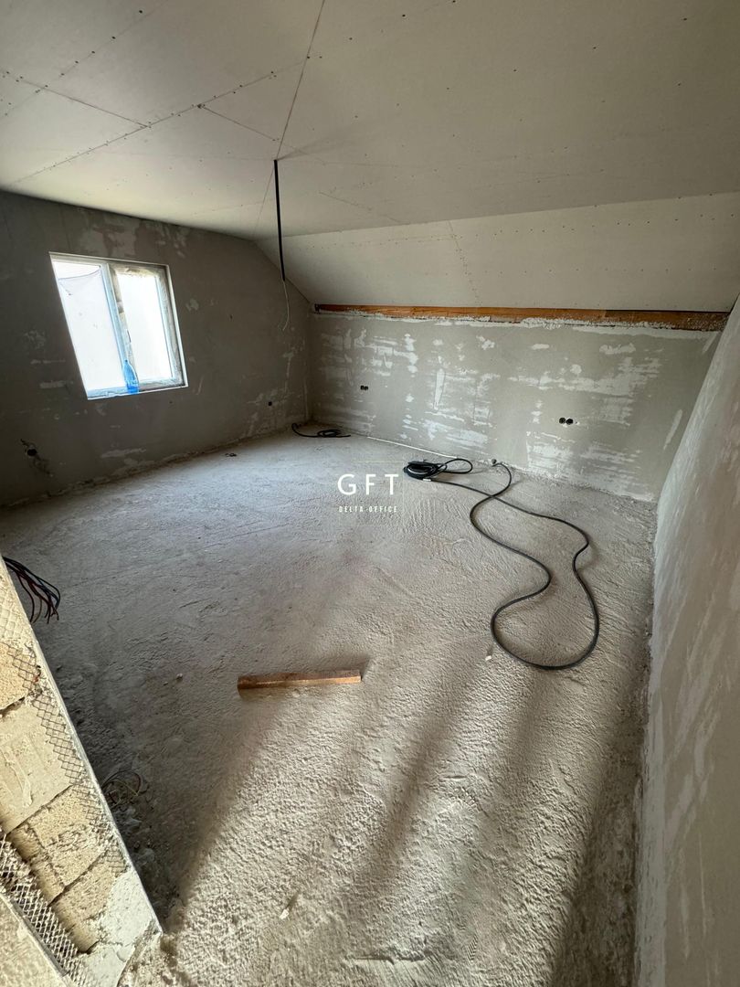 Casa de vanzare la Orheiul Bistritei si teren de 24 de ari - Poză 11