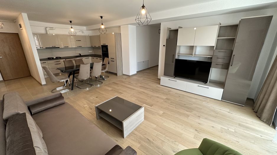 Apartament bloc nou 3 camere - parcare subterana - Poză 1