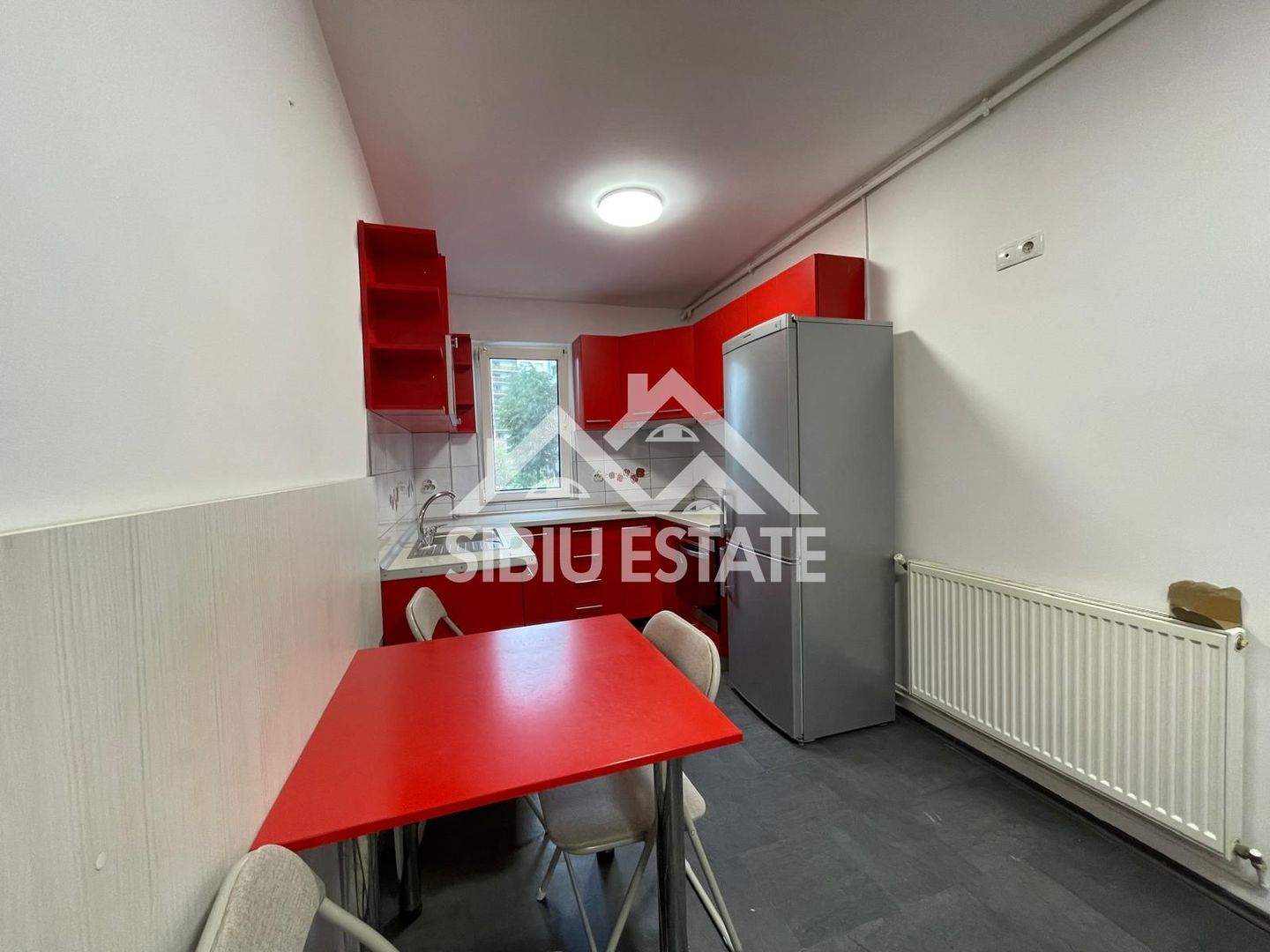 Apartament cochet cu 3 camere + pivniță, etaj 1, zona Mihai Viteazul - Poză 13