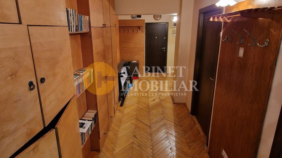 GARA - ARCU - 3 CAMERE DECOMANDAT - ETAJ INTERMEDIAR - BOXĂ + LOC DE PARCARE - Poză 6