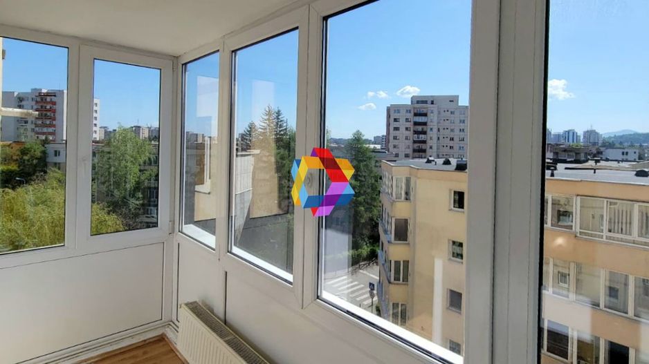 Apartament cu patru camere, zona Grivitei 80mp - Poză 9
