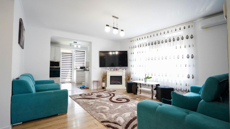 Casa la cheie la intrare in Santandrei - Poză 6