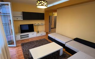 🏡 Apartament 3 camere + balcon- 350 €/lună - Poză 1